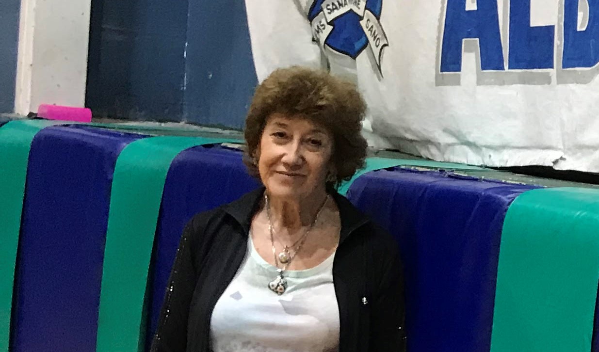 C:\Users\Liliana\Desktop\Página Liliana\Notas\Nilda Petraglia.jpg