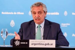 El Presidente indicó que el país entrará en la segunda etapa de la cuarentena, a la que definió como "cuarentena administrada" porque flexibiliza la medida en algunas provincias y localidades
