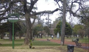 C:\Users\Liliana\Desktop\Revista y radio administración\Parque Avellaneda 2.jpg