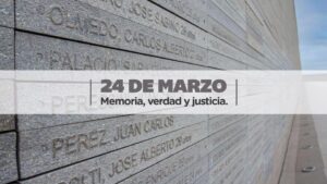 Puede ser una imagen de monumento y texto