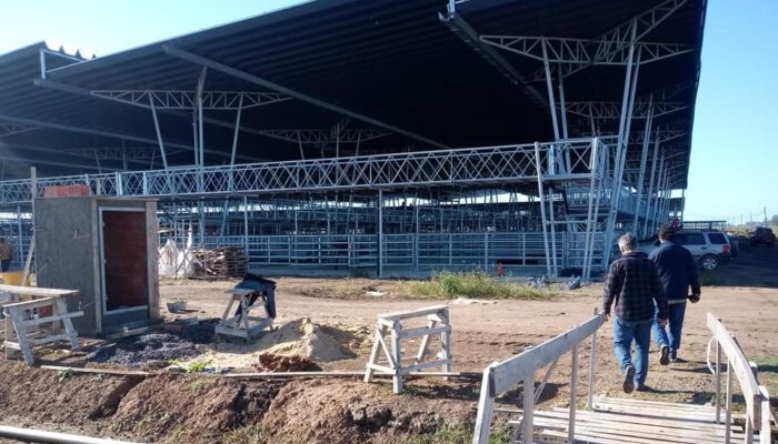 Mercado de Hacienda en Cañuelas: los comuneros visitaron las obras