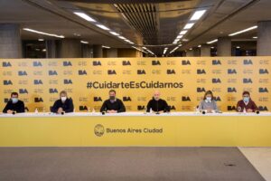 “Los locales gastronómicos ahora podrán atender al público al aire libre en el horario de la cena”