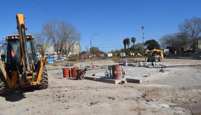 Obras en la red pluvial y en espacios verdes de la Comuna 9