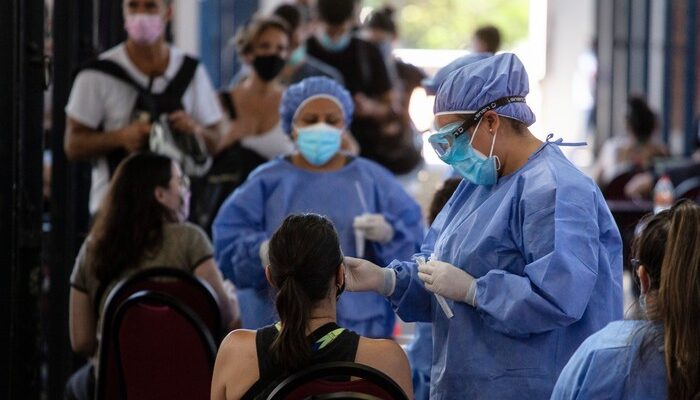 Refuerzo del sistema de testeos ante el aumento de casos de COVID-19