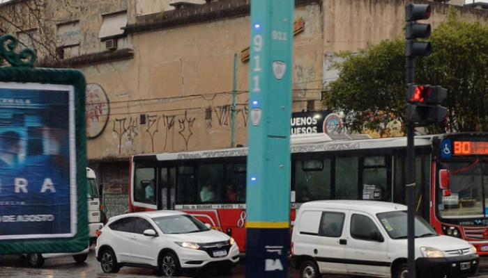 Se instalaron nuevos “Totems de alerta” en la Comuna 9