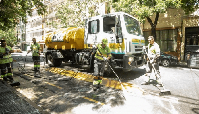 Operativos de limpieza intensiva en los barrios de la Comuna 9