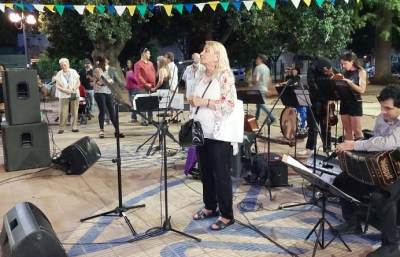 El barrio de Liniers festejó su cumpleaños en la Plaza Sarmiento