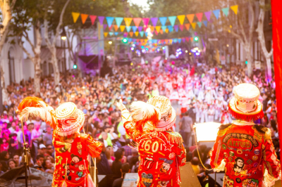 Festejos de Carnaval: Corsos y cortes de calle en la Comuna 9