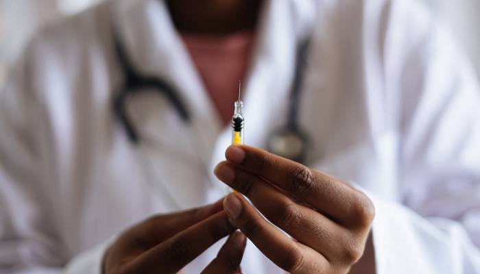 Vacunación contra Dengue y Sarampión en la Ciudad