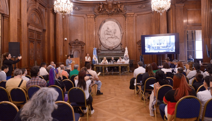 La Escuela de Los Perales sigue bregando por recuperar la memoria
