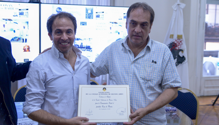 Homenaje a Cosas de Barrio en la Legislatura por sus 35 años