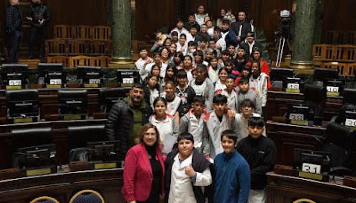 Diferentes proyectos de Ley recuperan la historia del Barrio Los Perales y su escuela