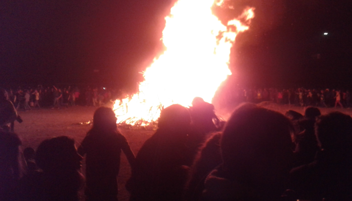 Luz de Fuego. Fogata San Pedro y San Pablo en el Parque Avellaneda