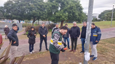 El ente de la Ciudad fiscalizó el alumbrado público del Parque Alberdi