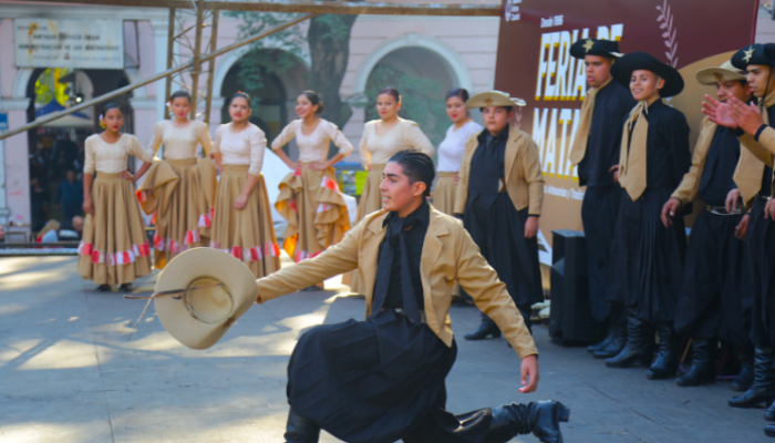 Celebración del Día de la Patria en la Feria de Mataderos
