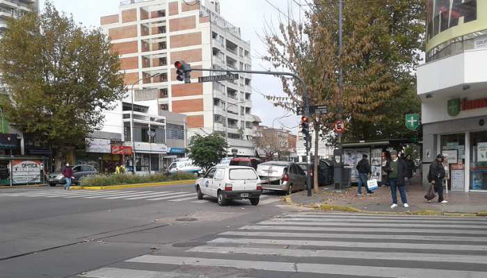 Mataderos necesita un Centro Comercial que funcione todos los días