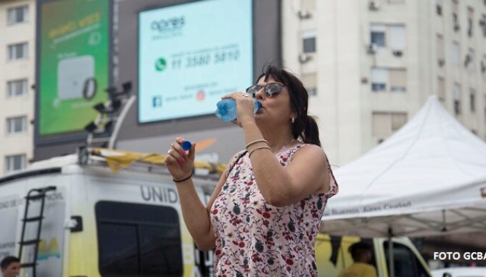 Cuidado de la salud: los motivos para tomar agua todos los días