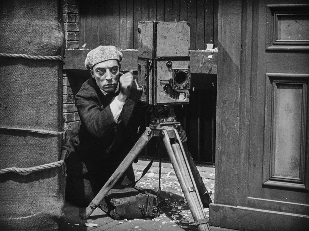 Buster Keaton fans will want to focus on Criterion's “The Cameraman”