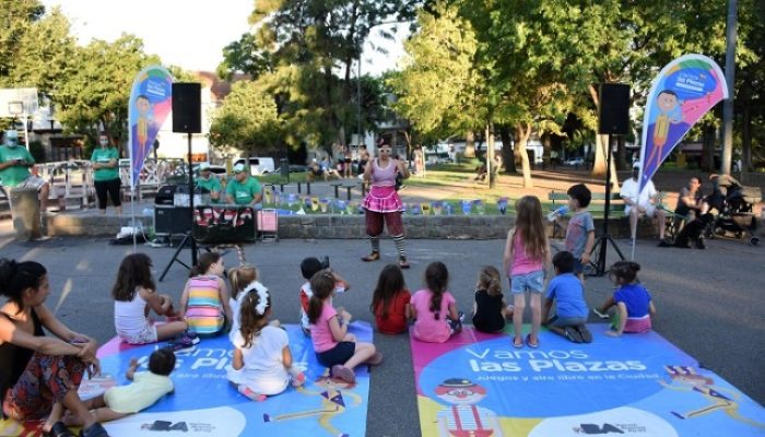 Vamos las plazas: entretenimiento para los chicos al aire libre