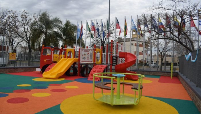 Inauguración del Patio de juegos renovado en Plaza Latinoamérica