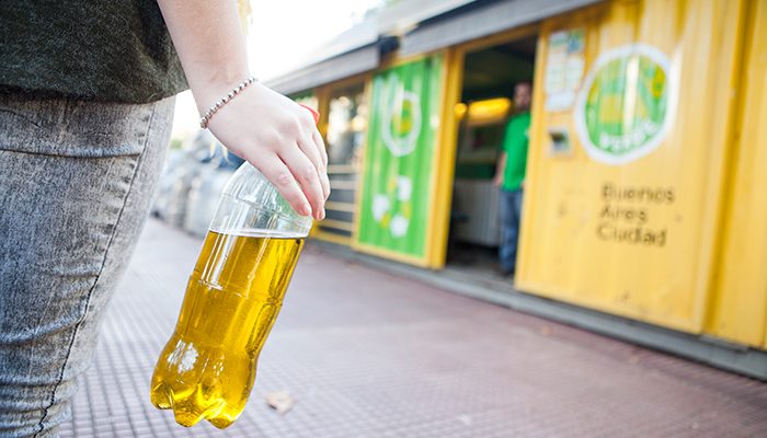 Día mundial del Agua: campaña para recolectar el aceite usado