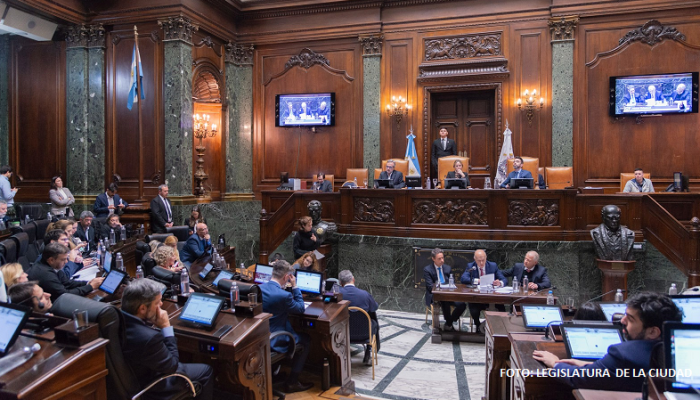 El Jefe de gabinete Grindetti dio el informe de gestión en la legislatura