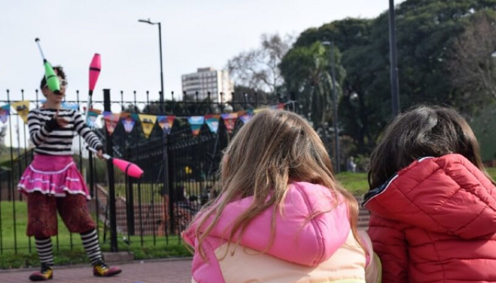 Vacaciones de invierno Actividades recreativas gratuitas en las plazas