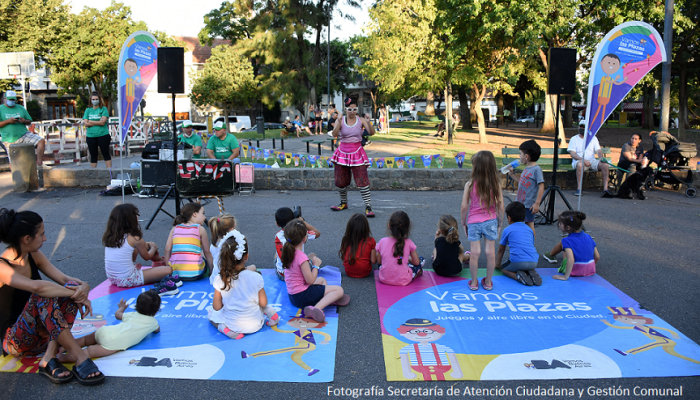 Vamos las plazas, entretenimiento para los chicos al aire libre