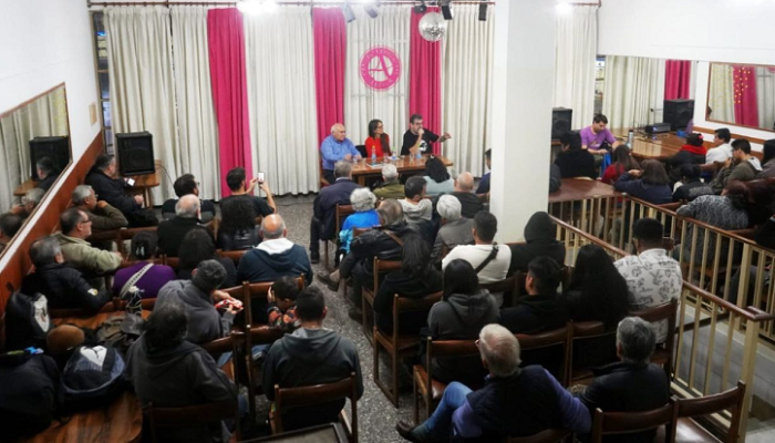 Nuevas manifestaciones en contra del Metrobus Alberdi Directorio