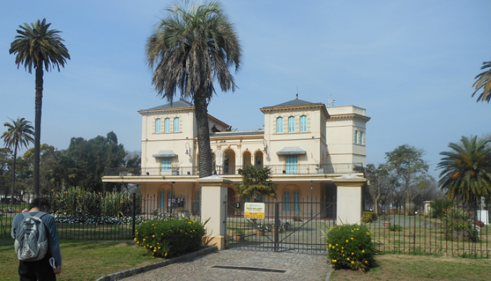 Chacra de los Remedios. Apertura de la biblioteca y cine en la Casona