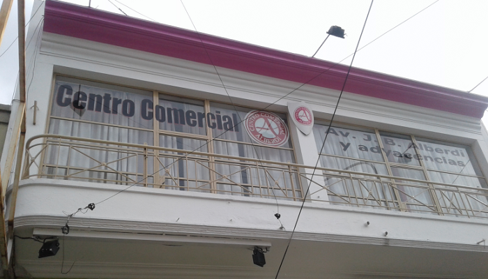 Fomentar el comercio local, favorecer el desarrollo barrial