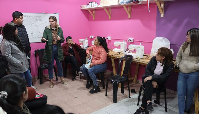 Charla sobre violencia de género en el Barrio Cildañez