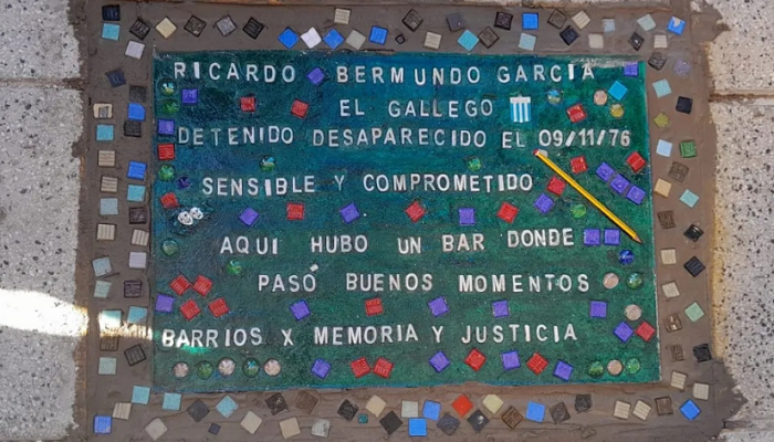Baldosas por la Memoria, la Verdad, la Justicia y los derechos humanos