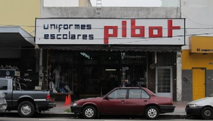 Reconocimiento a comercios históricos de Mataderos