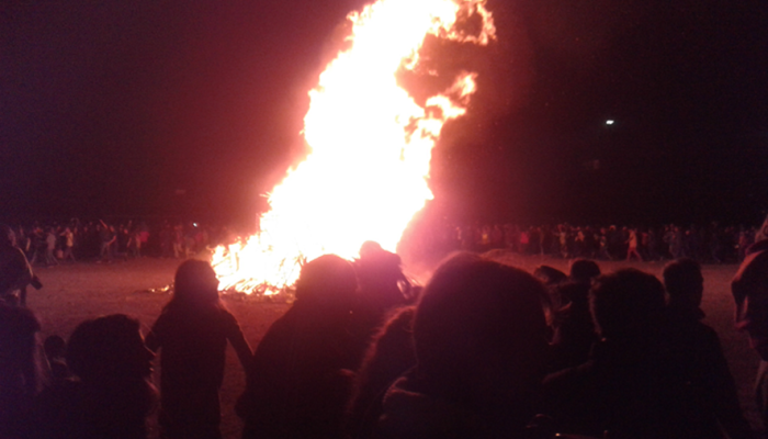 LUZ DE FUEGO. Fogata San Pedro y San Pablo en el Parque Avellaneda